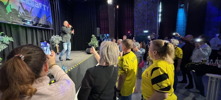 Dortmunder-Schlagerparty in Dorstfeld begeistert die Fans (Mit Video)