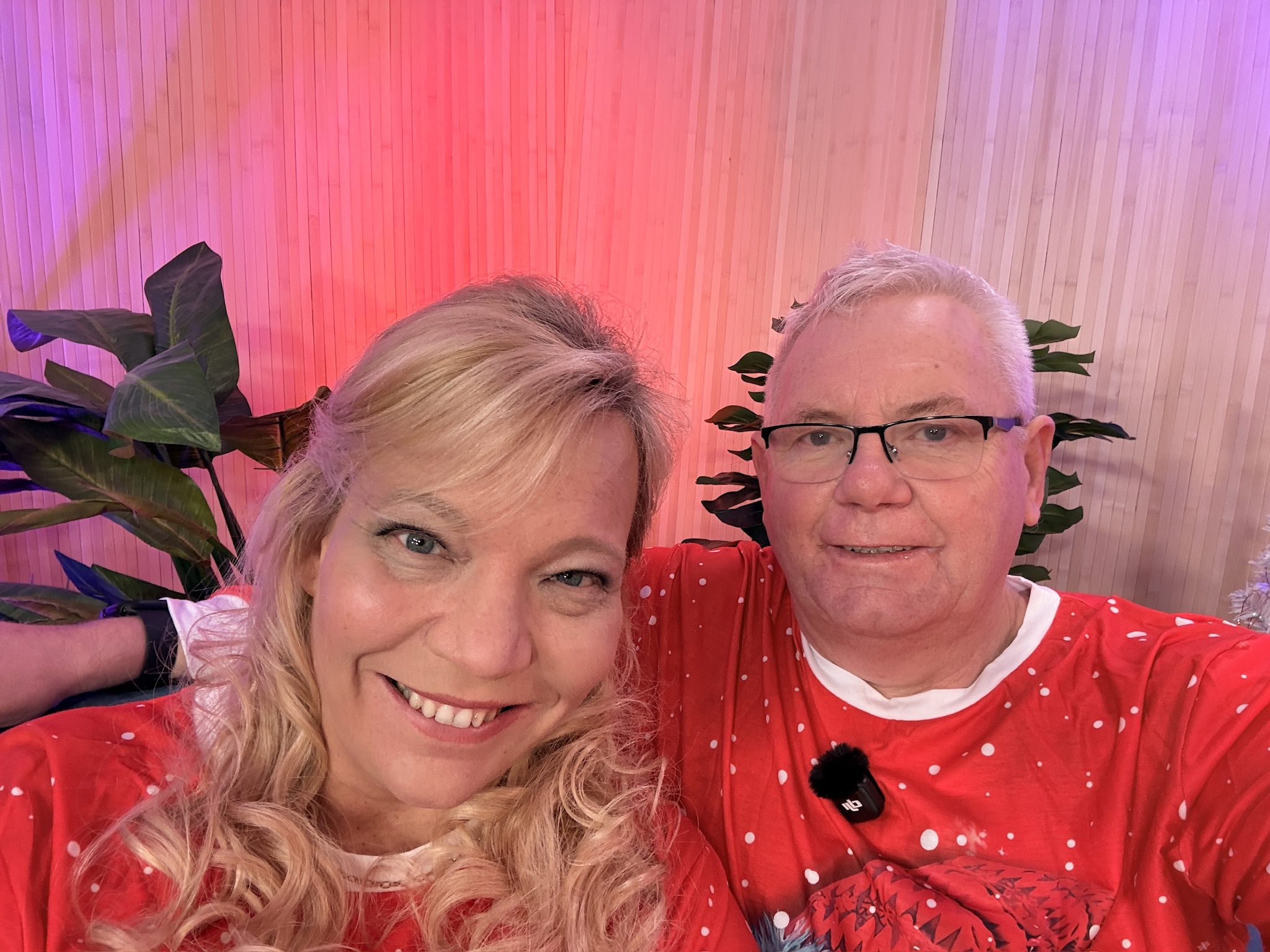 Frohe-Weihnachten auf der Schlagercouch